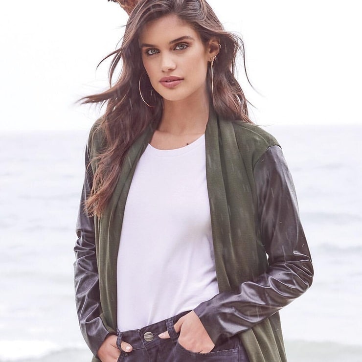 Sara Sampaio Sara Sampaio