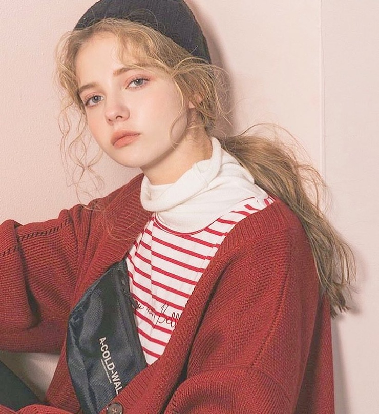 Sonya Kulakova Sonya Kulakova