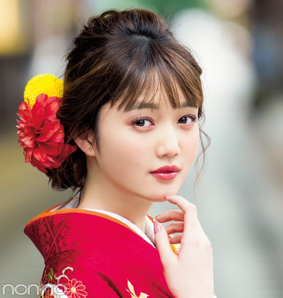 Manami Enosawa