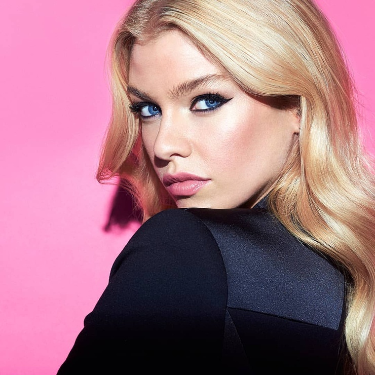 Stella Maxwell Stella Maxwell