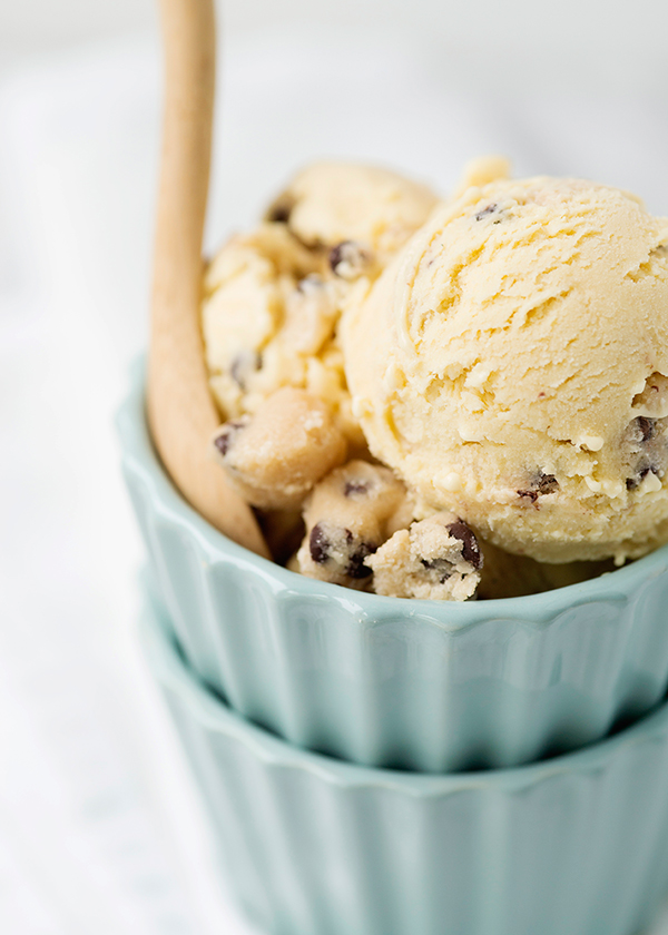 Chocolate chip cookie dough ice cream