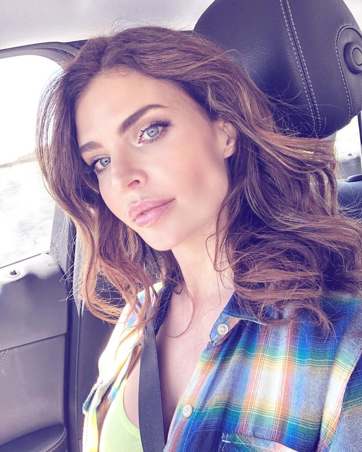 Julia Lescova Julia Lescova
