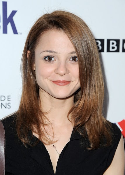 Kathryn Prescott lily loveless