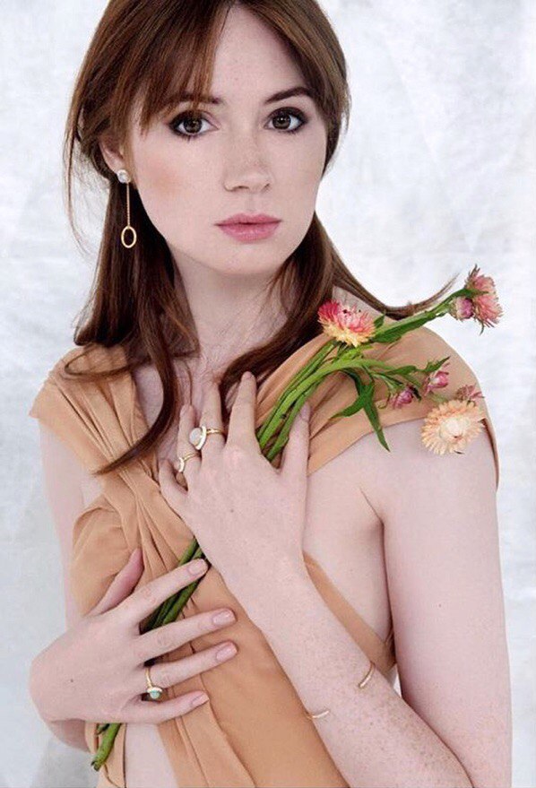 Karen Gillan Karen Gillan