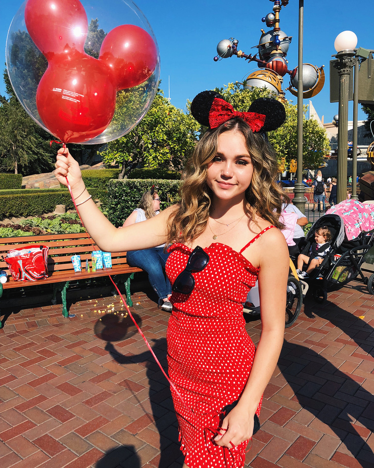 Brec Bassinger Brec Bassinger