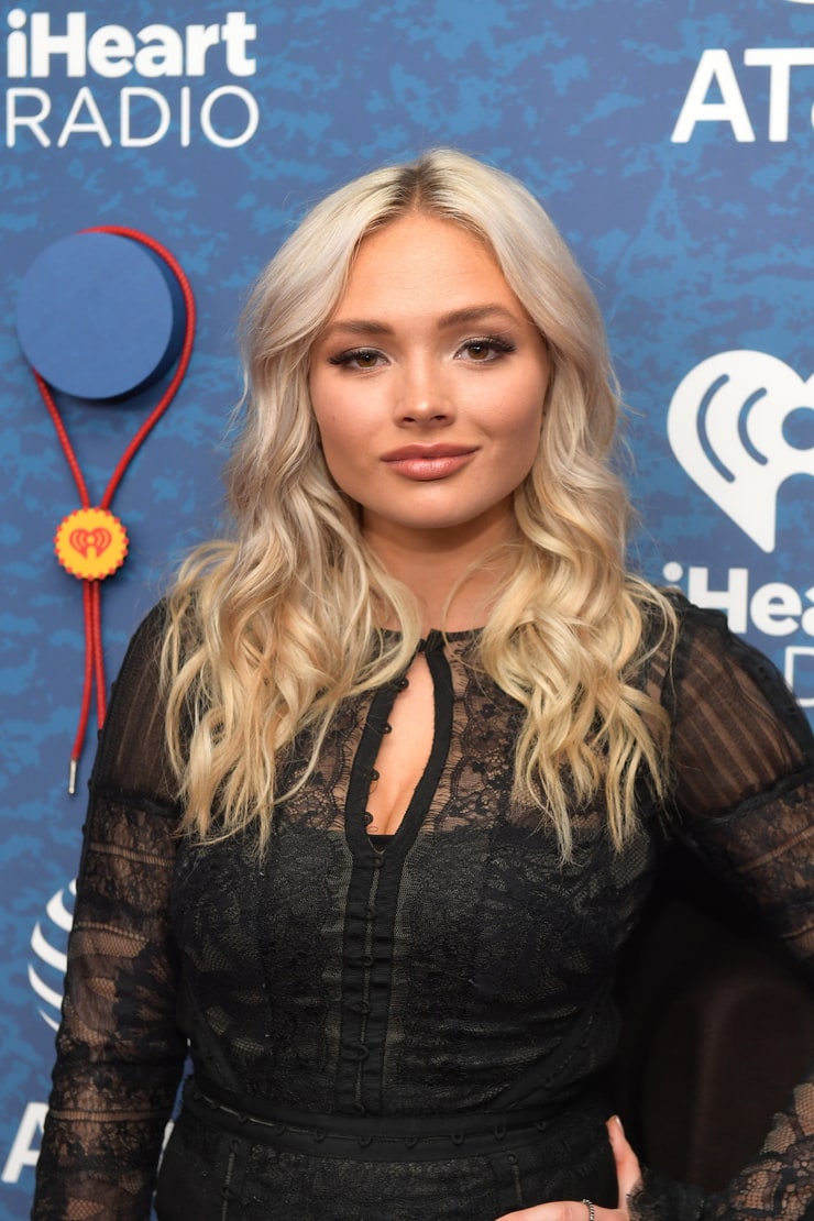 Natalie Alyn Lind