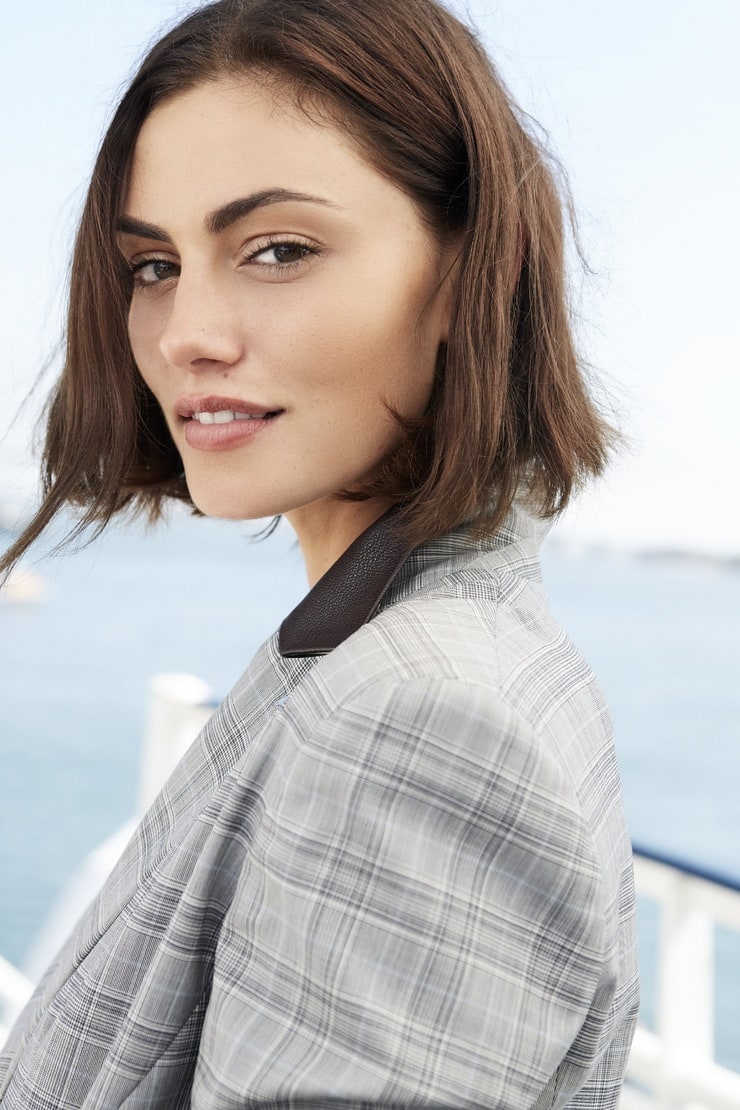 Phoebe Tonkin