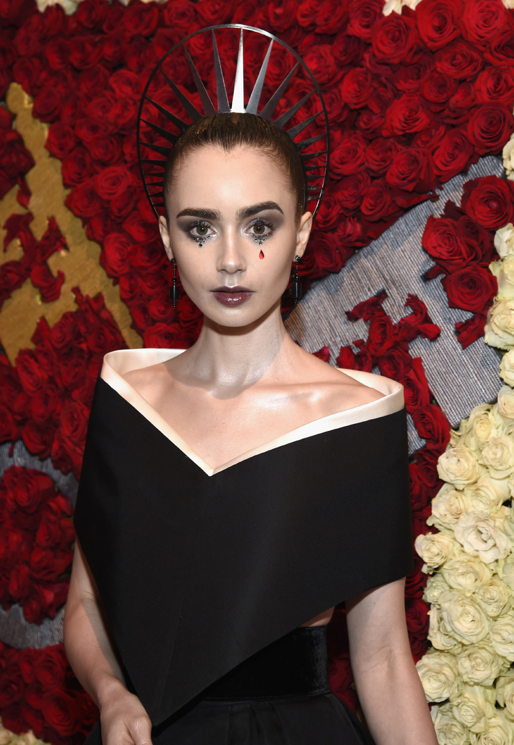 Lily Collins