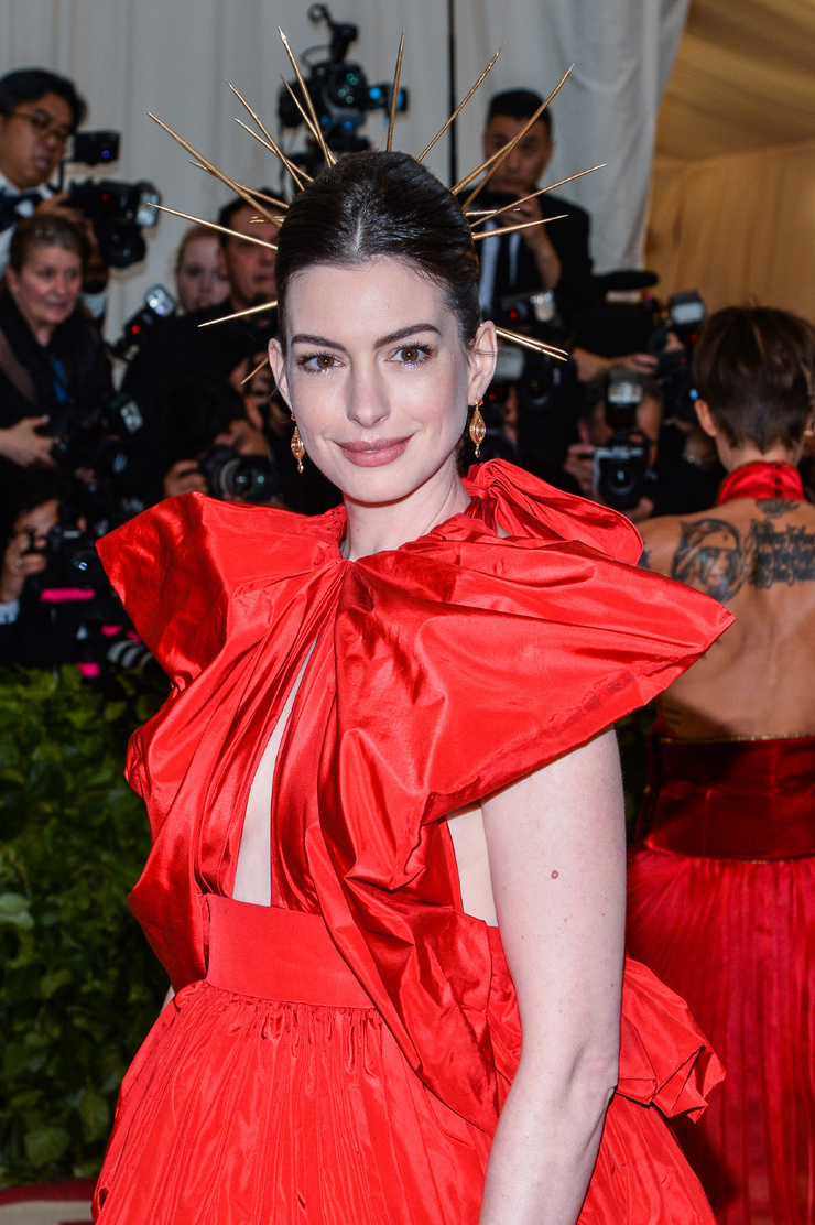Anne Hathaway