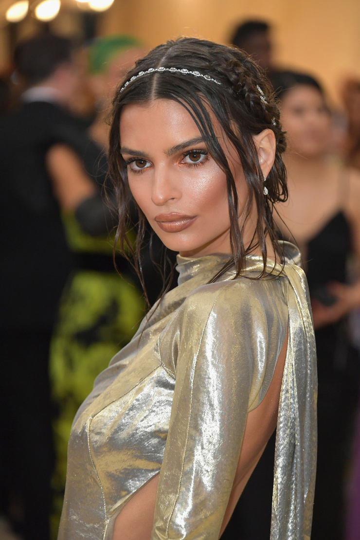 Emily Ratajkowski