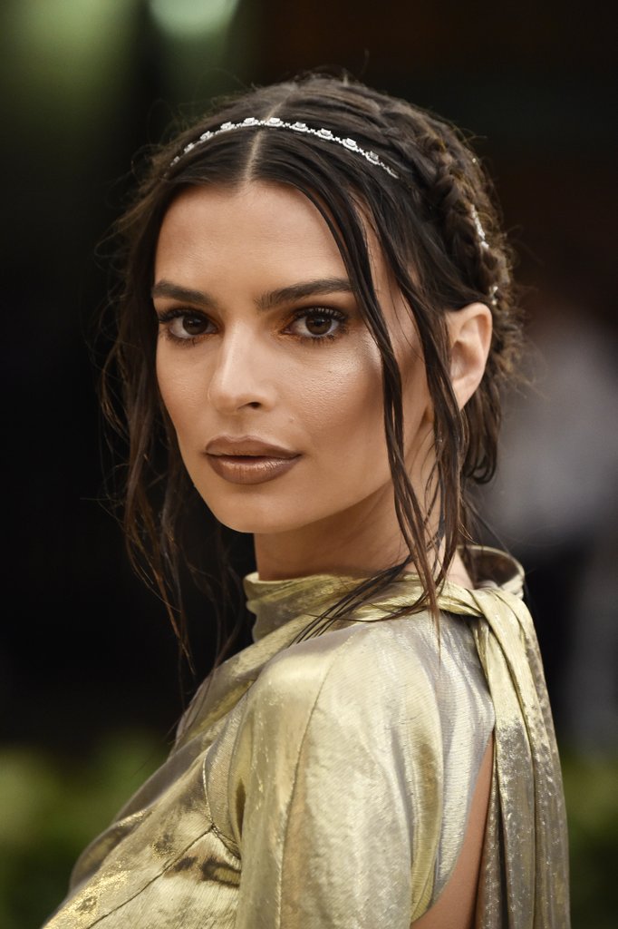 Emily Ratajkowski