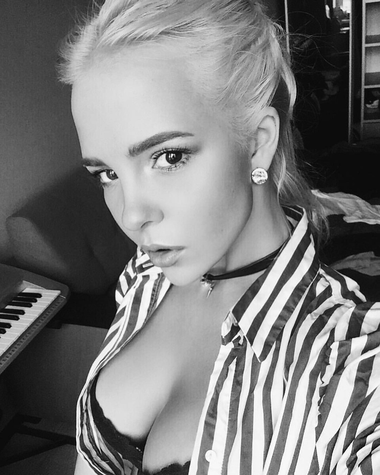 Monroe Sweet Monroe Sweet