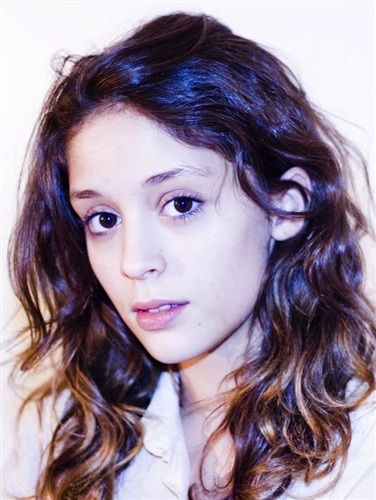 Lucie Bourdeu Lucie Bourdeu