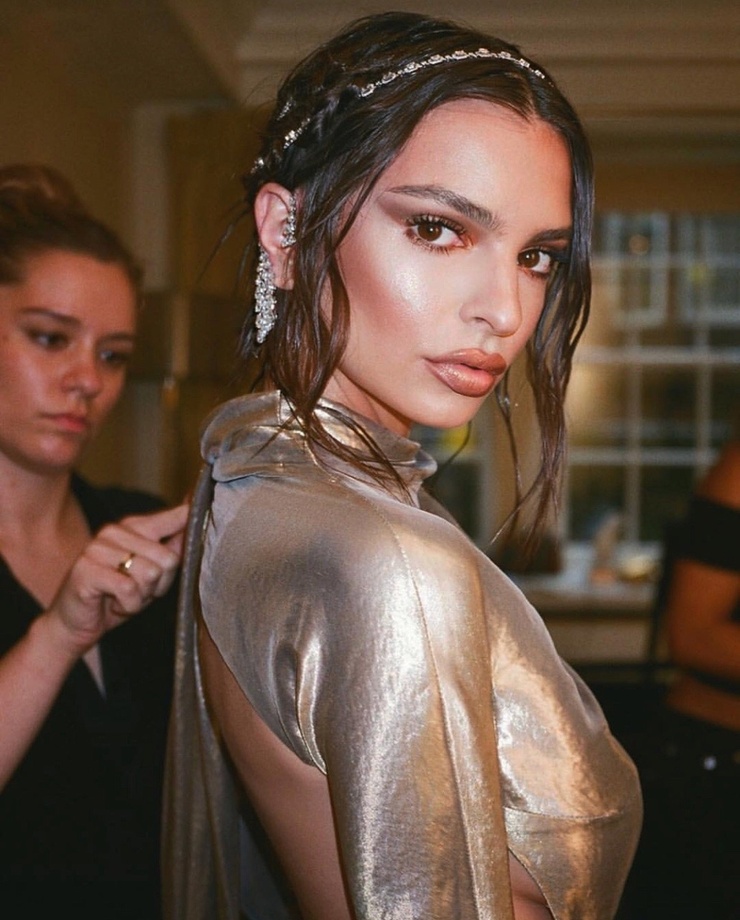 Emily Ratajkowski