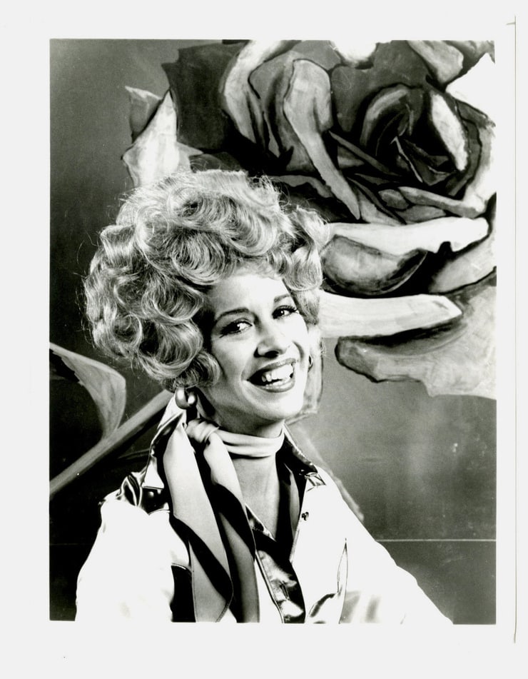 Polly Holliday