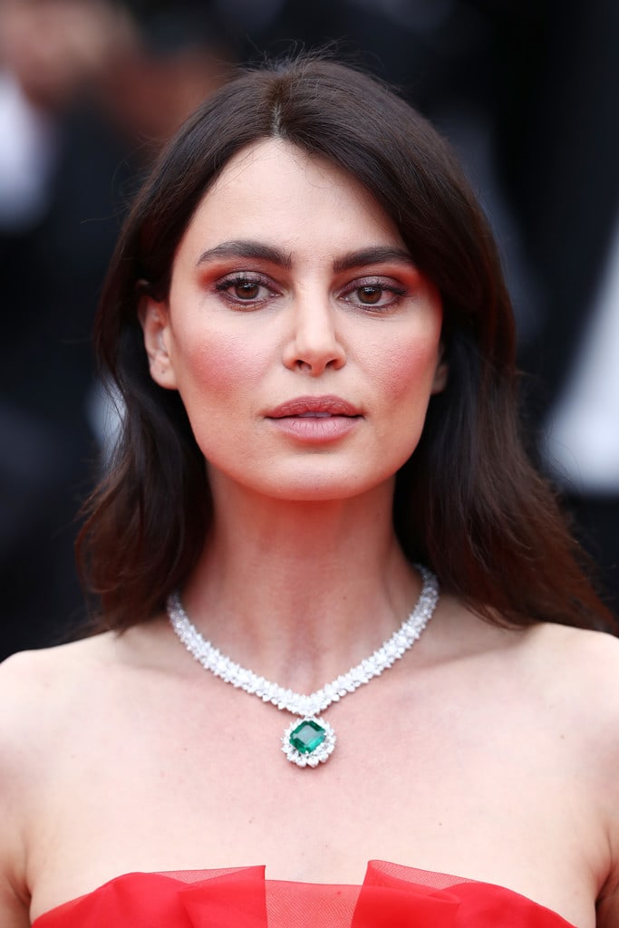 Catrinel Menghia Catrinel Menghia