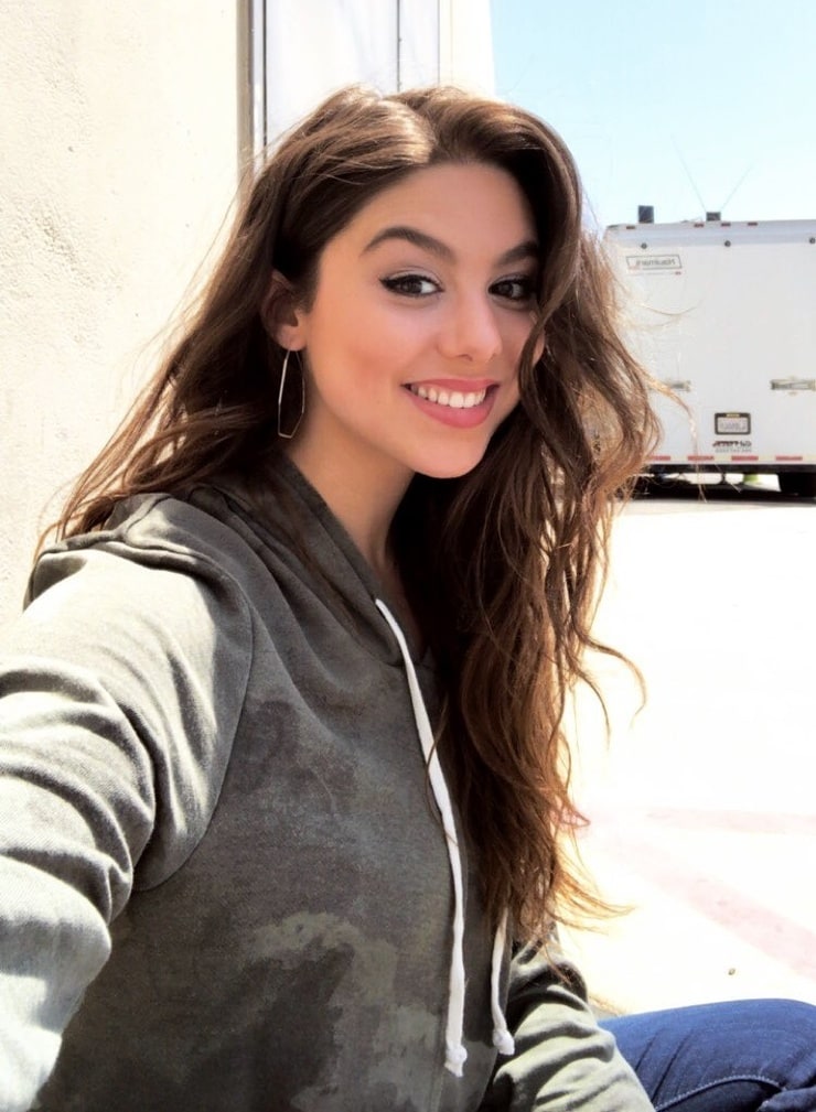 Image of Kira Kosarin