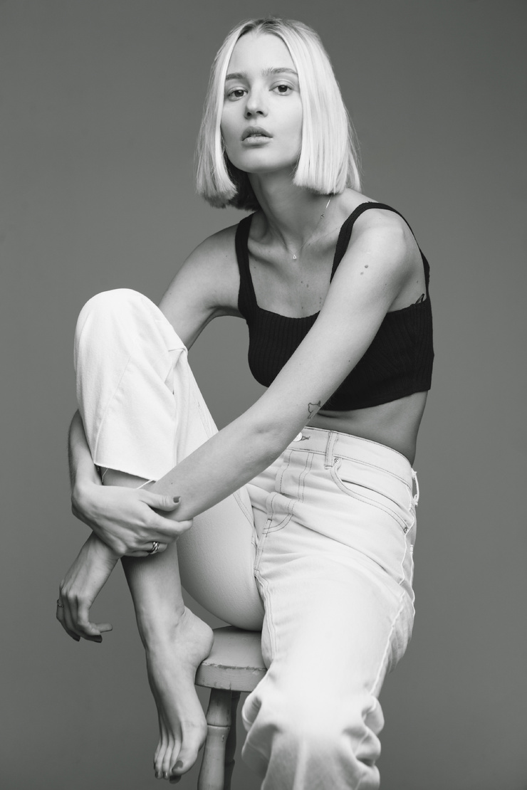 Dominika Grnova Dominika Grnova
