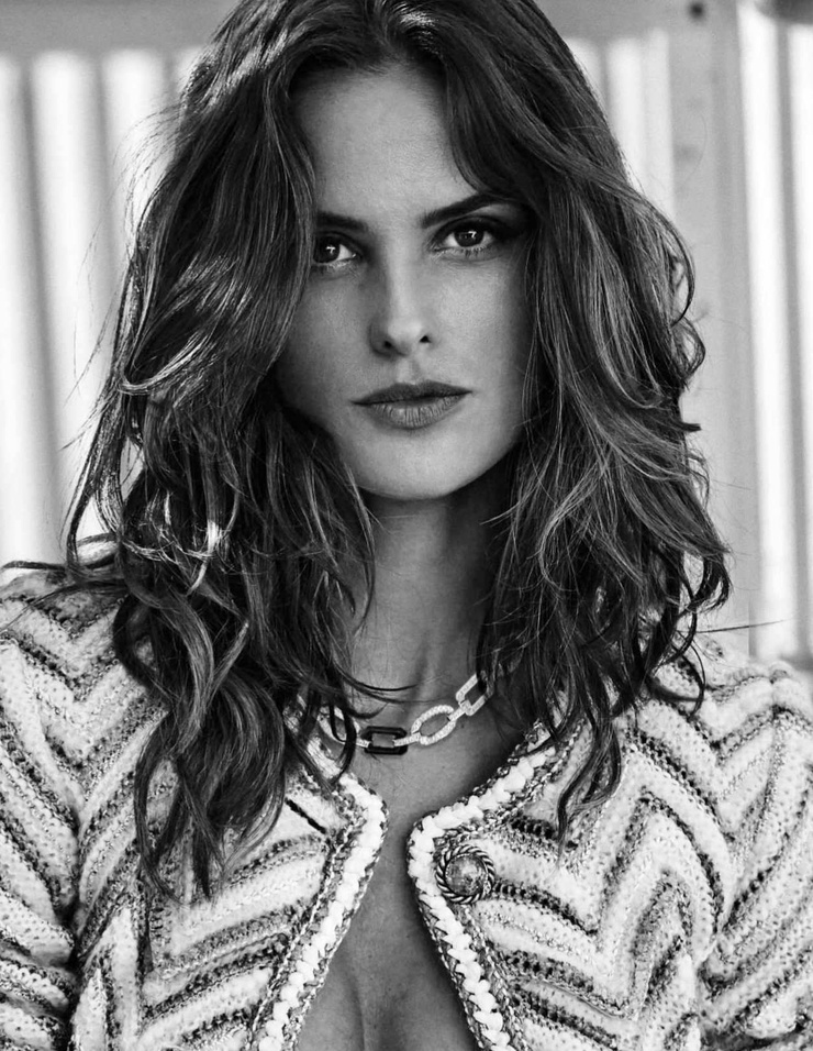 Izabel Goulart Izabel Goulart