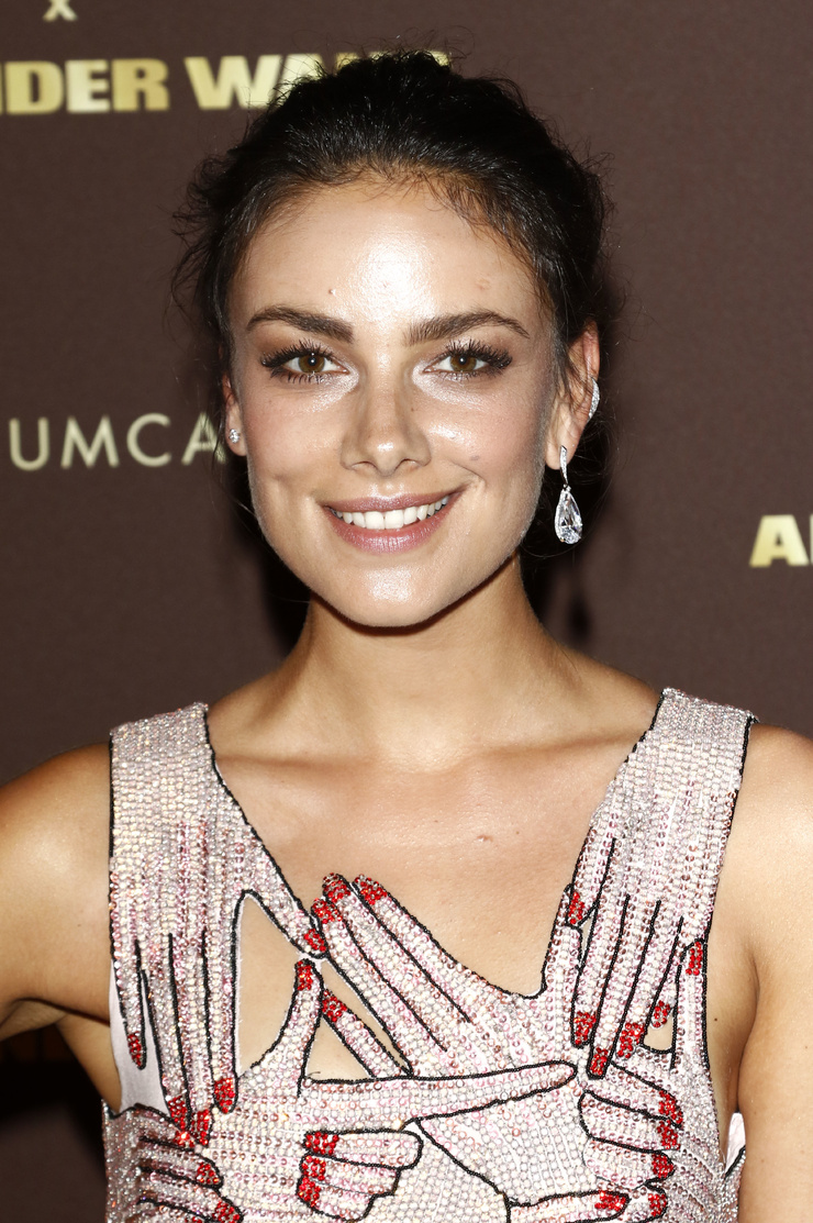 Janina Uhse Janina Uhse