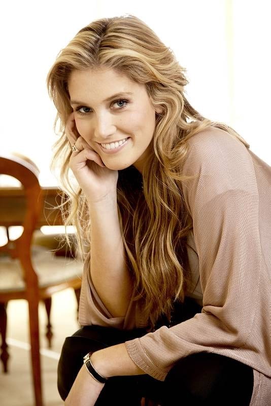 Delta goodrem горячие фото