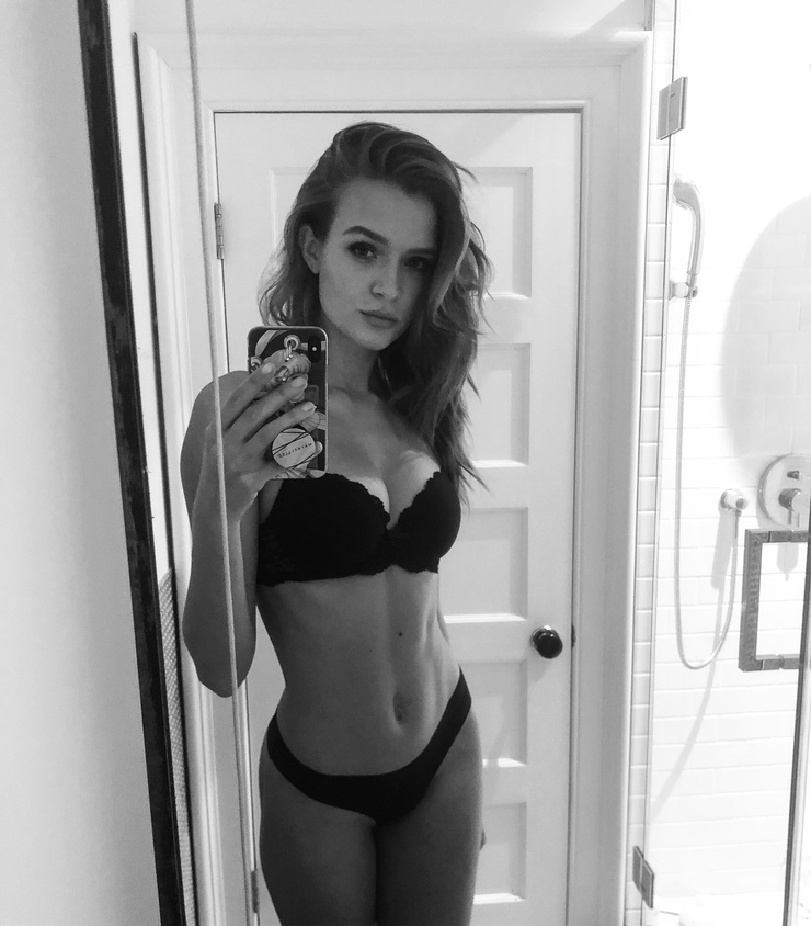 Josephine Skriver Josephine Skriver