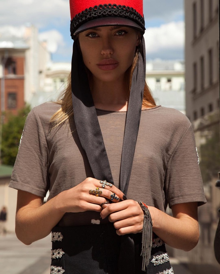 Alena Esipova