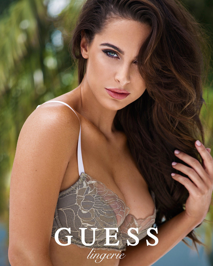 Ellie Gonsalves Ellie Gonsalves