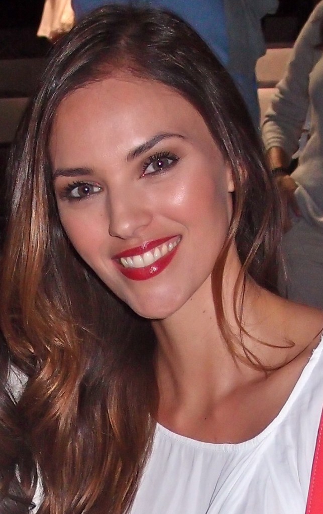 Helen Lindes Helen Lindes