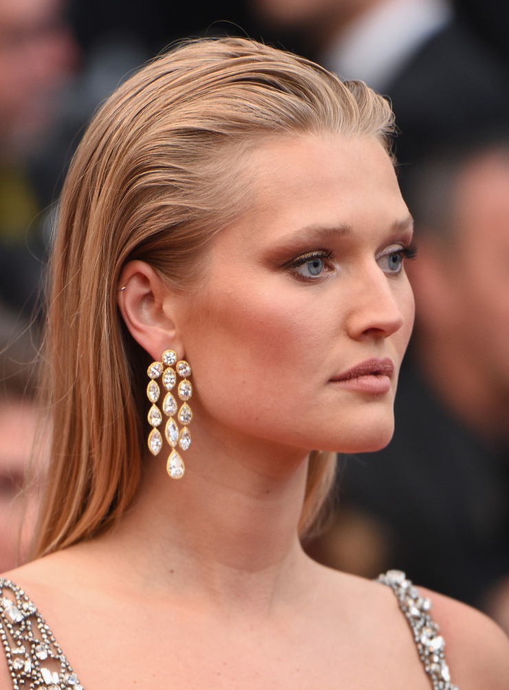 Toni Garrn Toni Garrn