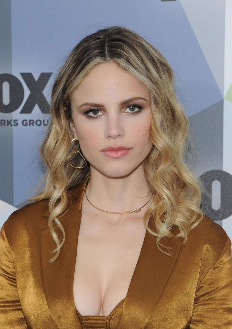 Halston Sage