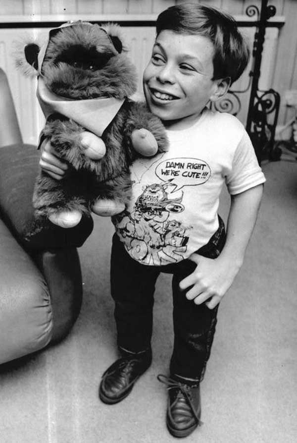 Warwick Davis