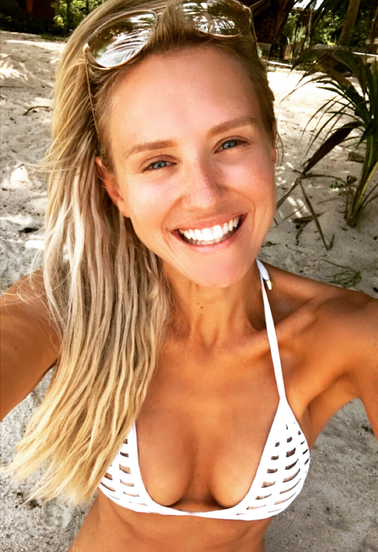 Nicky Whelan Nicky Whelan