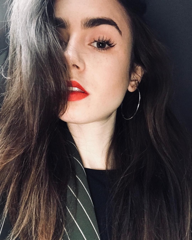 Lily Collins Lily Collins