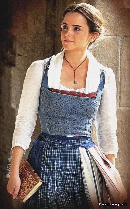 Belle (Emma Watson)
