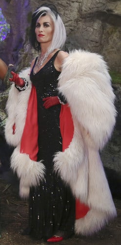 Cruella De Vil (Victoria Smurfit)