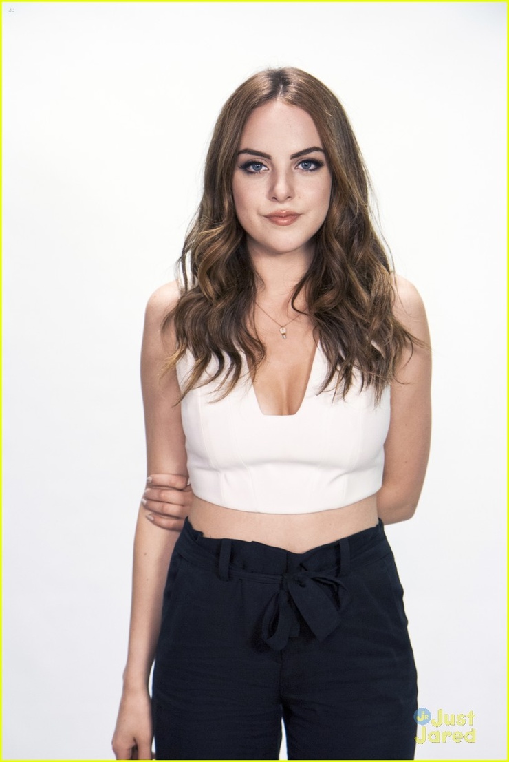 Elizabeth Gillies Elizabeth Gillies