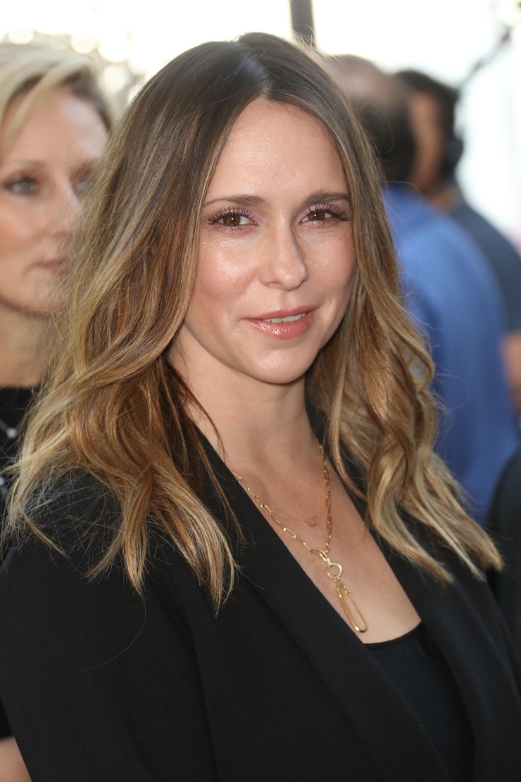 Jennifer Love Hewitt