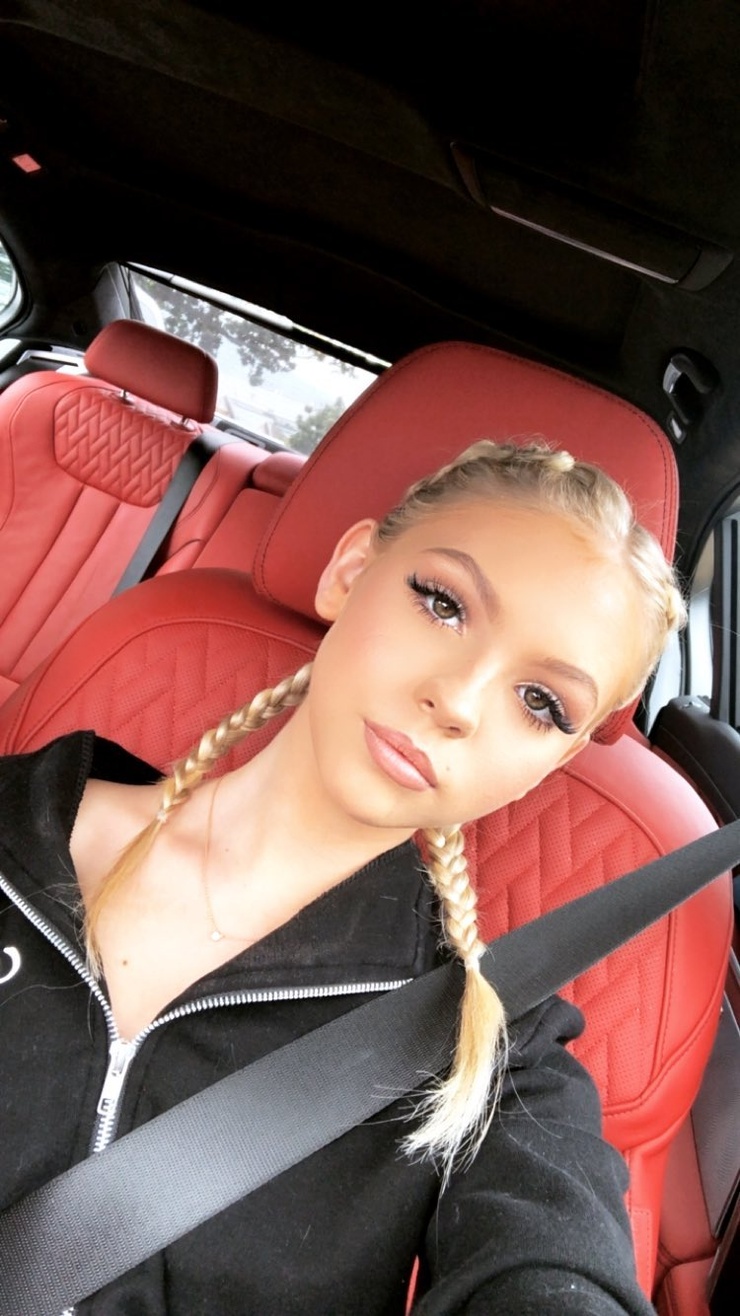 Jordyn Jones Images