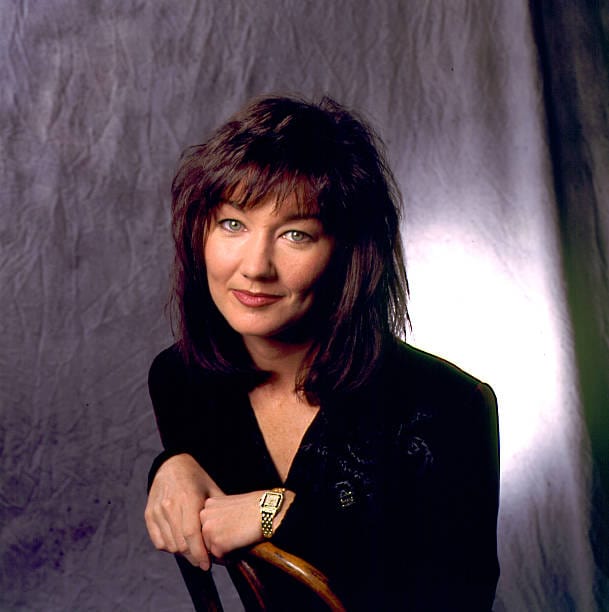 Lari White