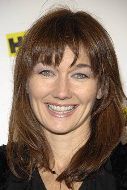 Lari White