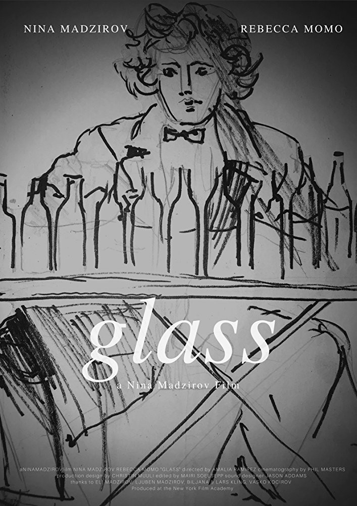 Glass                                  (2018)