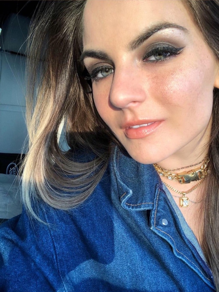 Picture of Joanna 'JoJo' Levesque