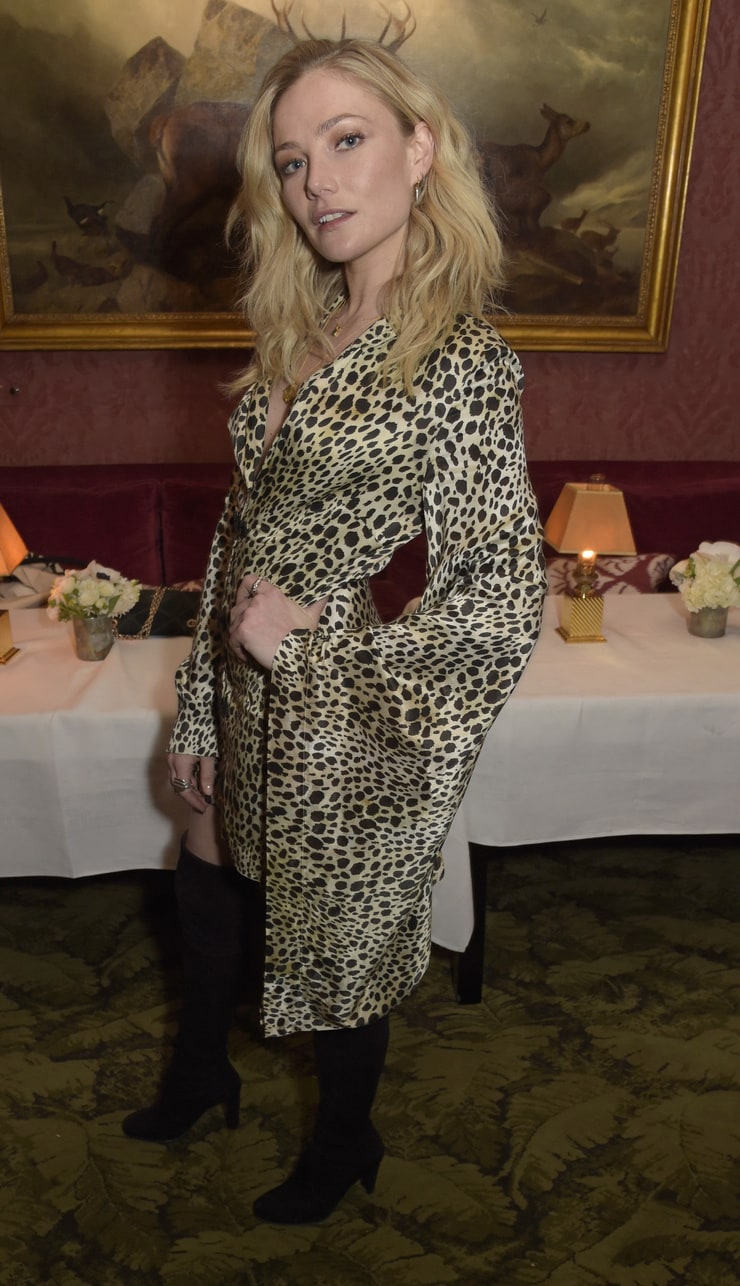 Clara Paget Clara Paget