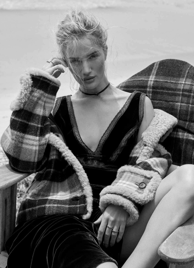 Rosie Huntington-Whiteley Rosie Huntington-Whiteley
