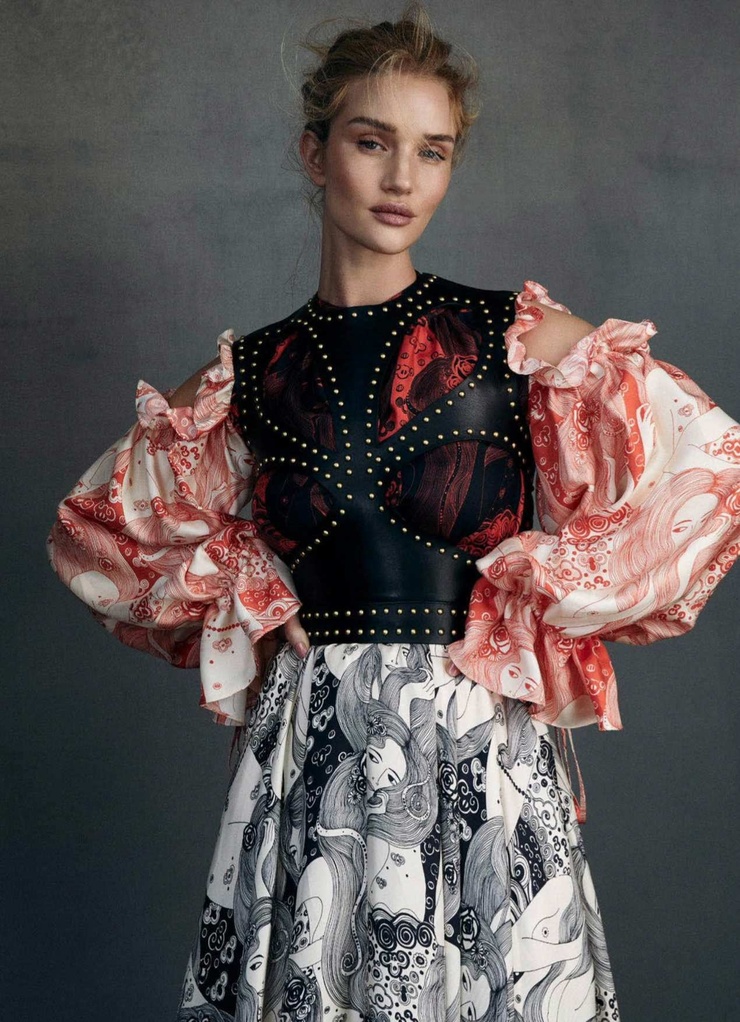 Rosie Huntington-Whiteley Rosie Huntington-Whiteley