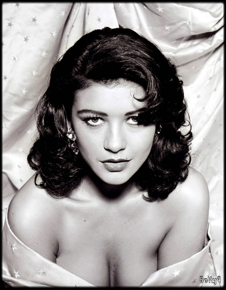 Catherine Zeta-Jones Catherine Zeta-Jones