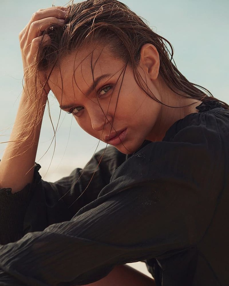 Josephine Skriver Josephine Skriver