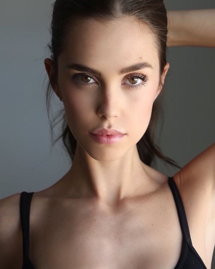 JESSICA BUCH JESSICA BUCH