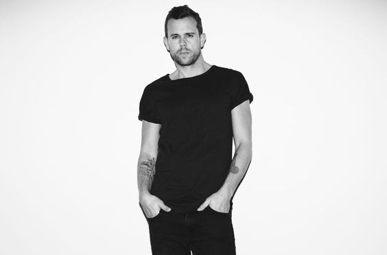M83